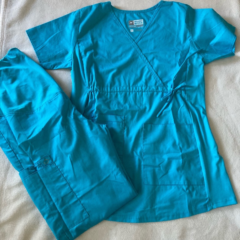 maternity scrub set